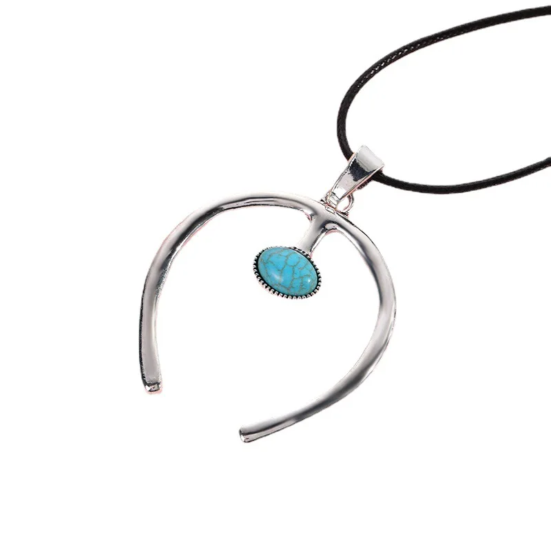 2023 Newest Western Bohemian Jewelry Buffalo Cow Horn Turquoise Bull Skull Necklace