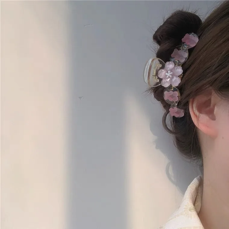 RARA 10CM  New Fashion Wholesale Hair Accessories Hair Clip Ins Transparent Sakura Bear Camellia Flower Plastic Hair Claws
