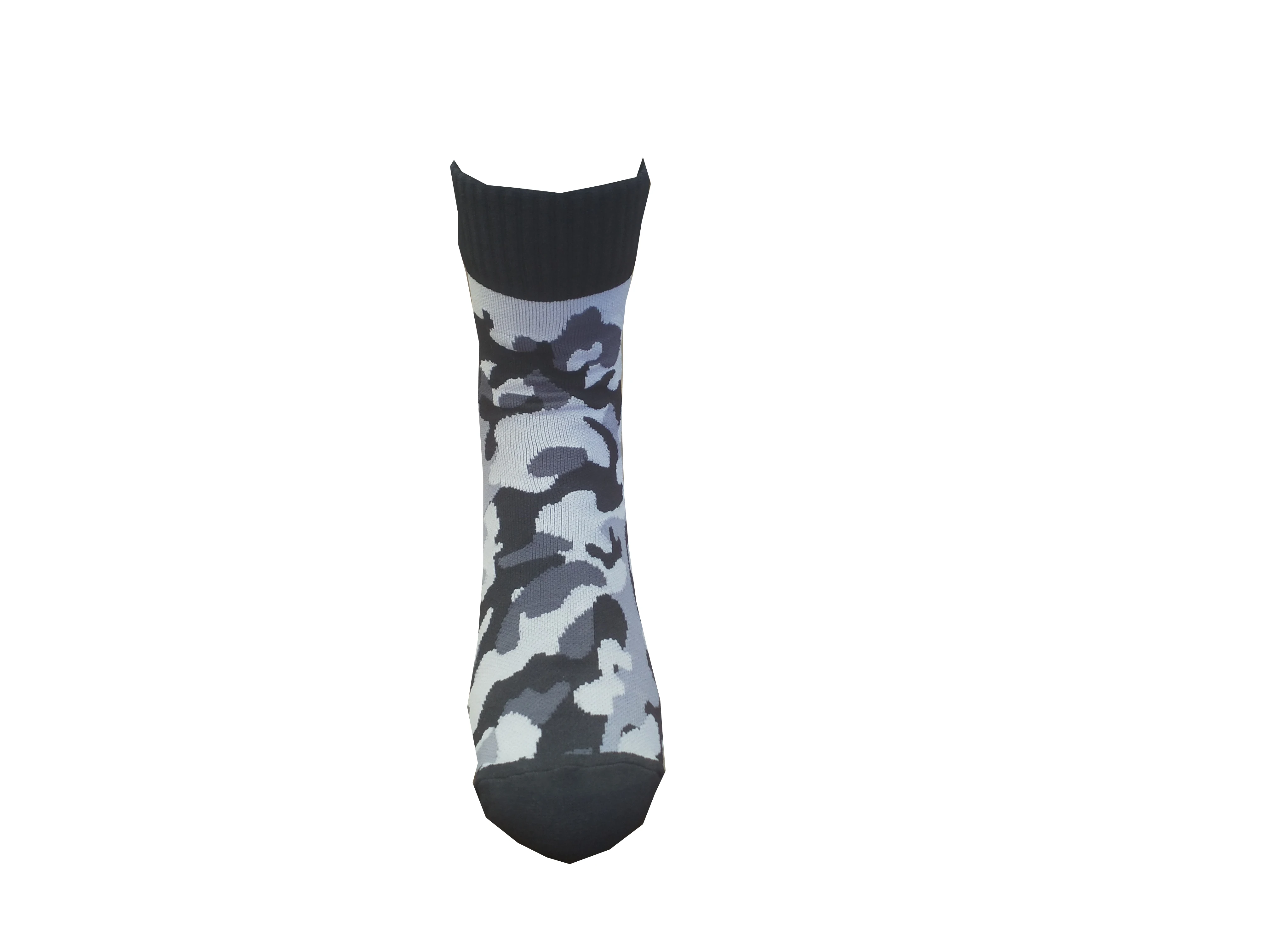 Wholesale custom high quality athletic non slip fun sports green camouflage trekking sock