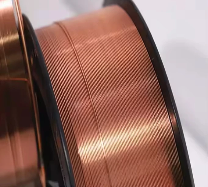 China Welding Wire Manufacturer 0.8mm - 1.2mm 5kg/15kgs Per Spool Er70s-6 Sg2 Co2 Mig Welding Wire