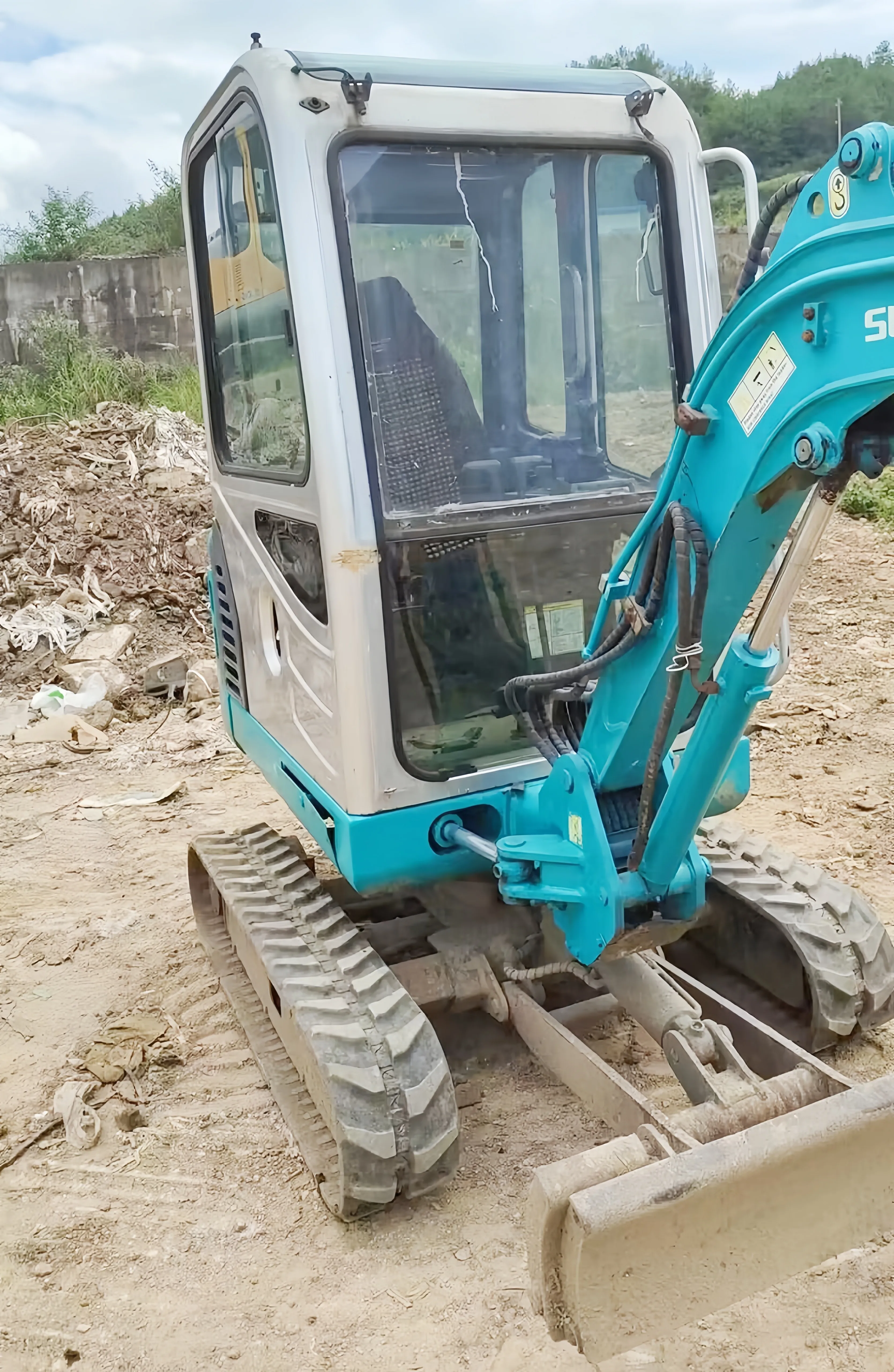 Mini Excavator SunWard SWE17 Fast Delivery Mini Small Excavator 0.8ton 1ton 1.2ton 1.5ton 2ton Chinese Used Excavators For Sale