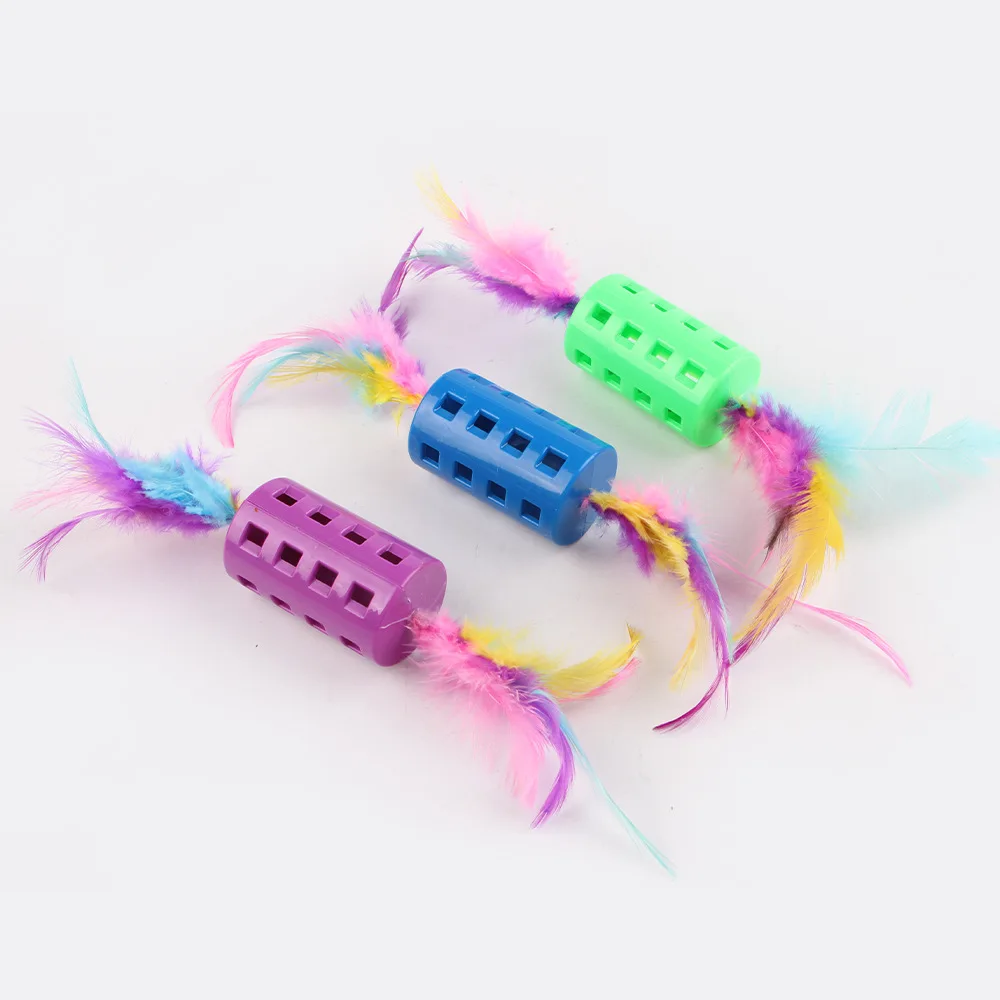 New Eco-Friendly Pet Supplies Plastic Pet Cat Toy Two Feather Stick with Small Bell