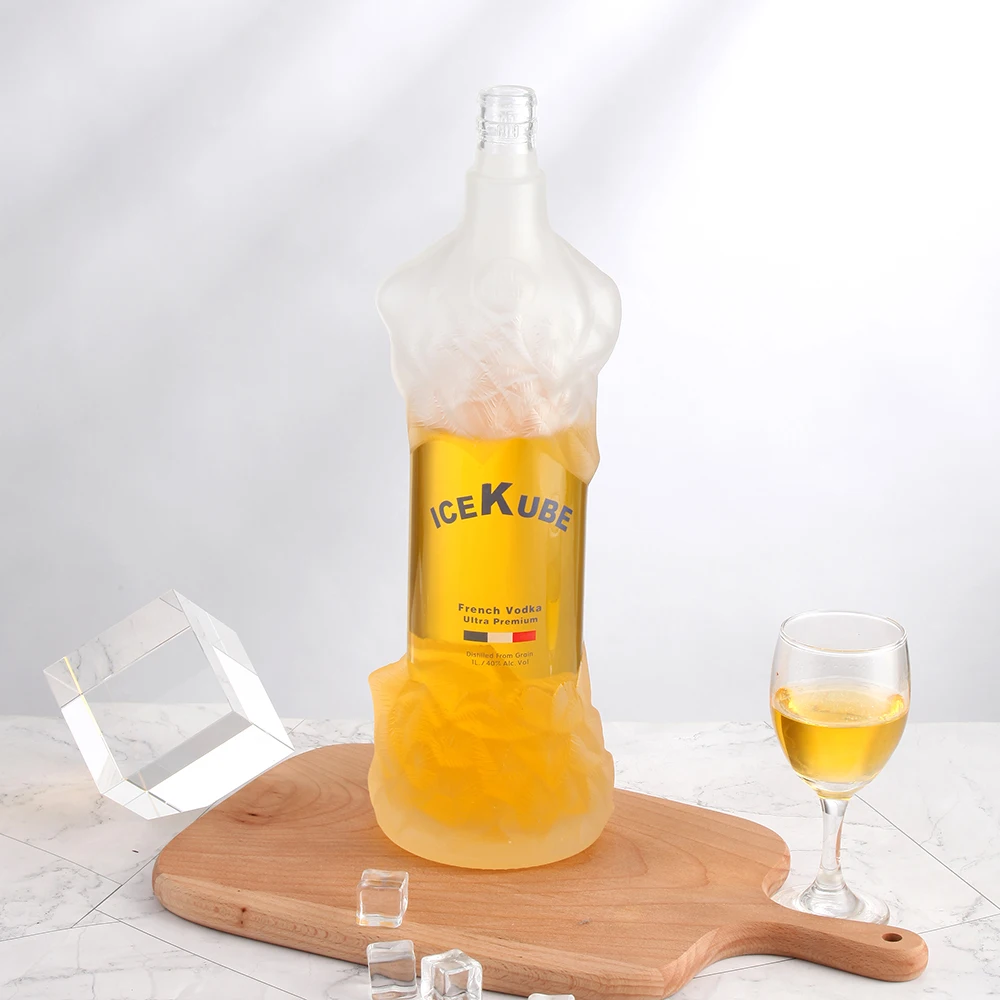 Wholesale Custom Cheap Price 500ml 700ml 750ml Bottle Empty Frosted Vodka Flint Glass Liquor Bottle With Cork Stopper