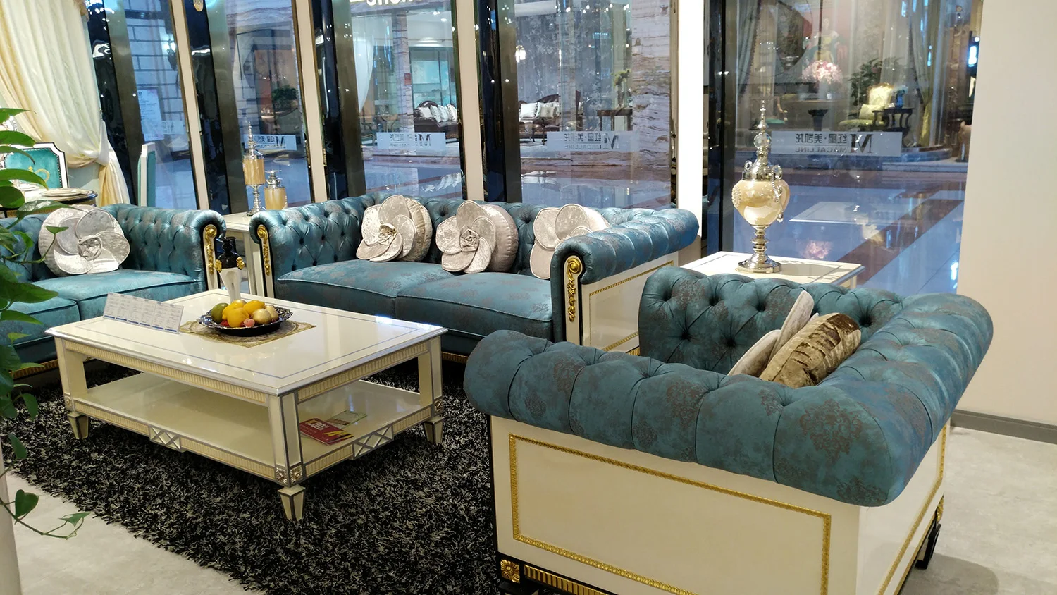 Orthopedic Luxury Foldable Big Fluffy Sofa Dog Royal Blue High End Luxurious Cushion Case Interior Italy Single Set