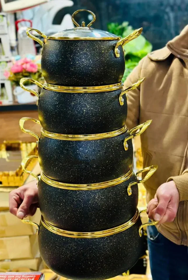 Gold Black Color Factory Customized Non-stick Belly Shape Aluminum Pot Set