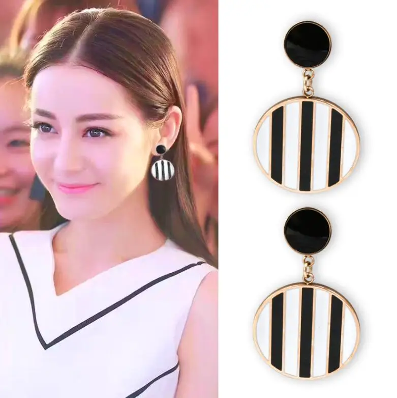 Factory Circular Geometry Ladies Fashion Jewelry Black and White Striped Earrings