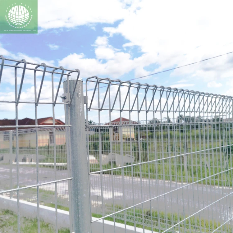 China Factory supply powder coated Roll top BRC Fence welded wire mesh garden fence