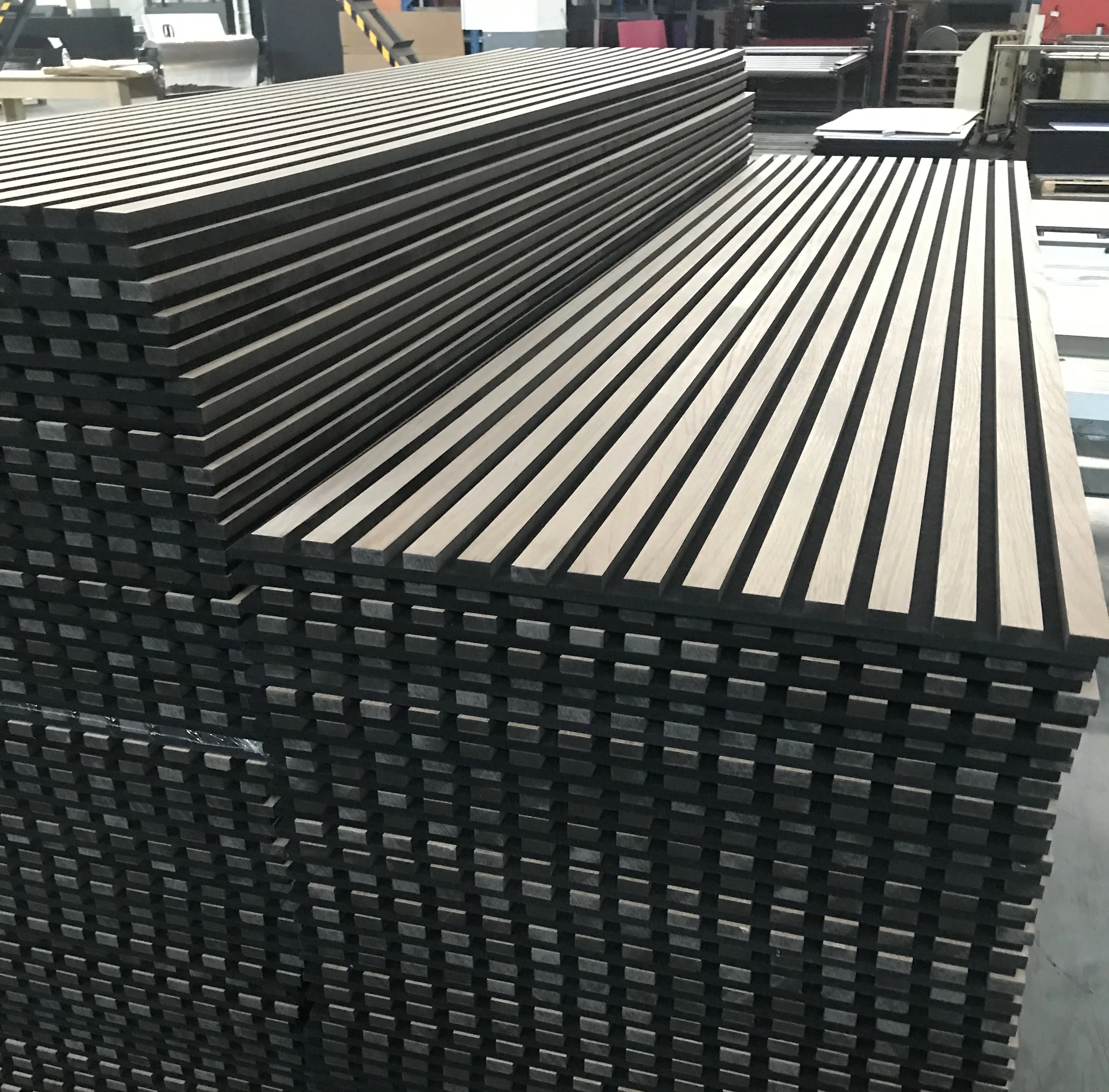 Luxury Flexible 3d Pine Slats Grill Interior Solid Wood Fluted Wall Panels