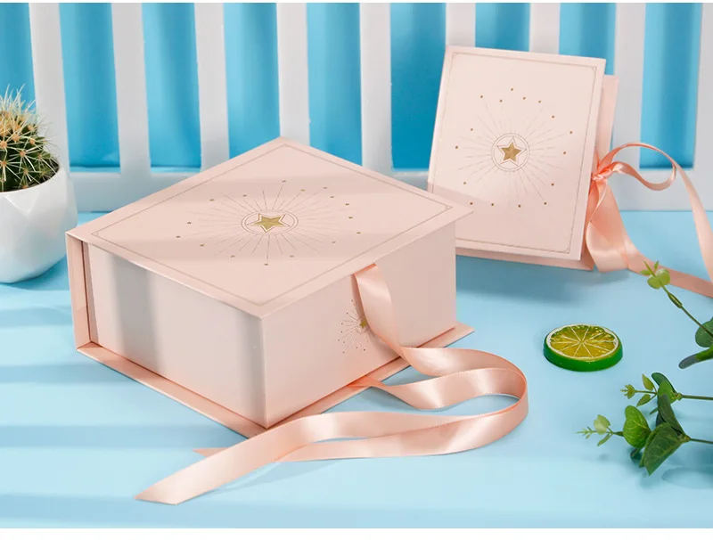 Индивидуальная печатная самоуплотняющая Подарочная коробка с закрытием отрывной полосы из гофрированной картонной бумаги для доставки