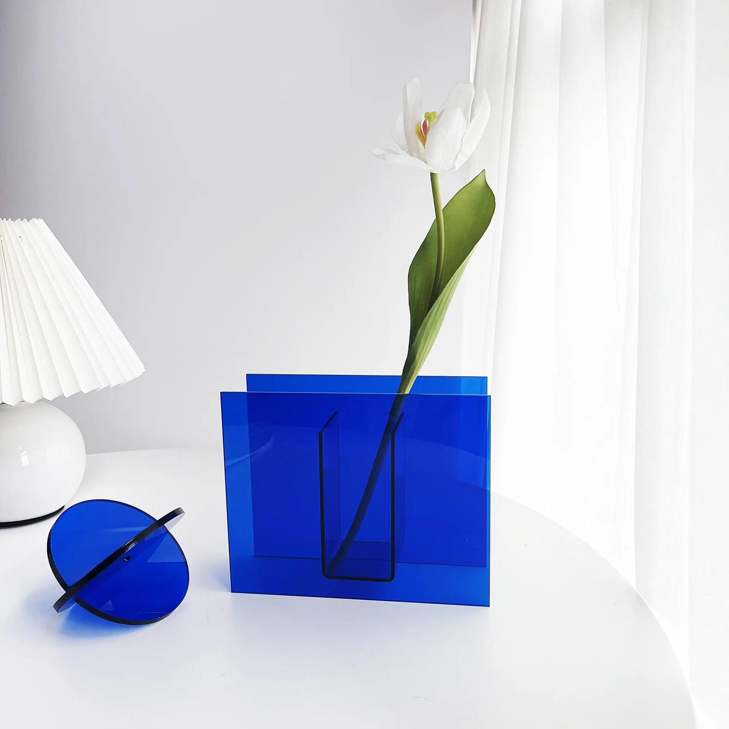 Nordic Creative Klein Blue Art Design Geometric Line Acrylic Vase