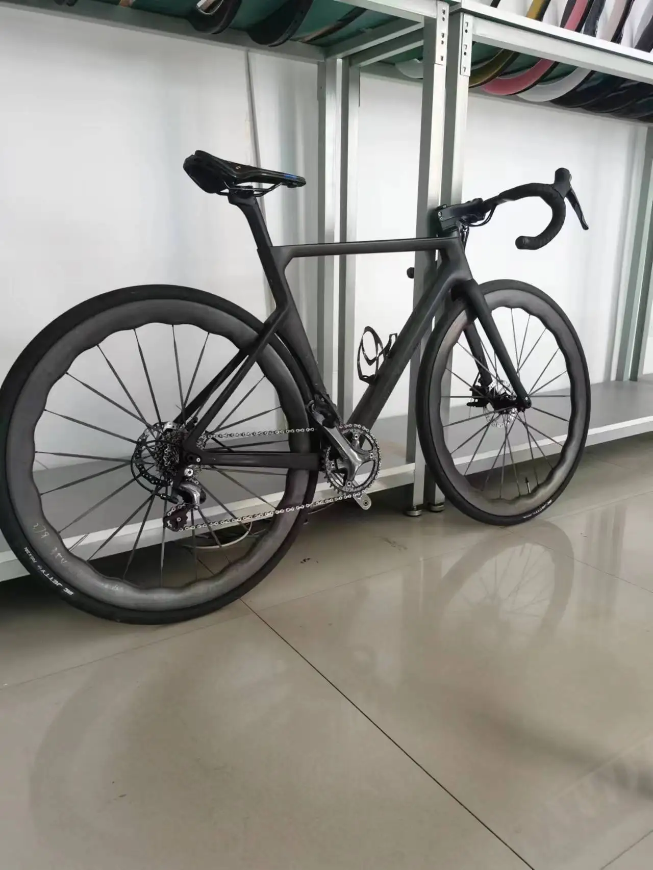 Custom 700C Carbon Fiber Road Wheels with 50mm Tubular Clincher Rim V/Disc Brake Bike Wheelset for BMX Alloy Material