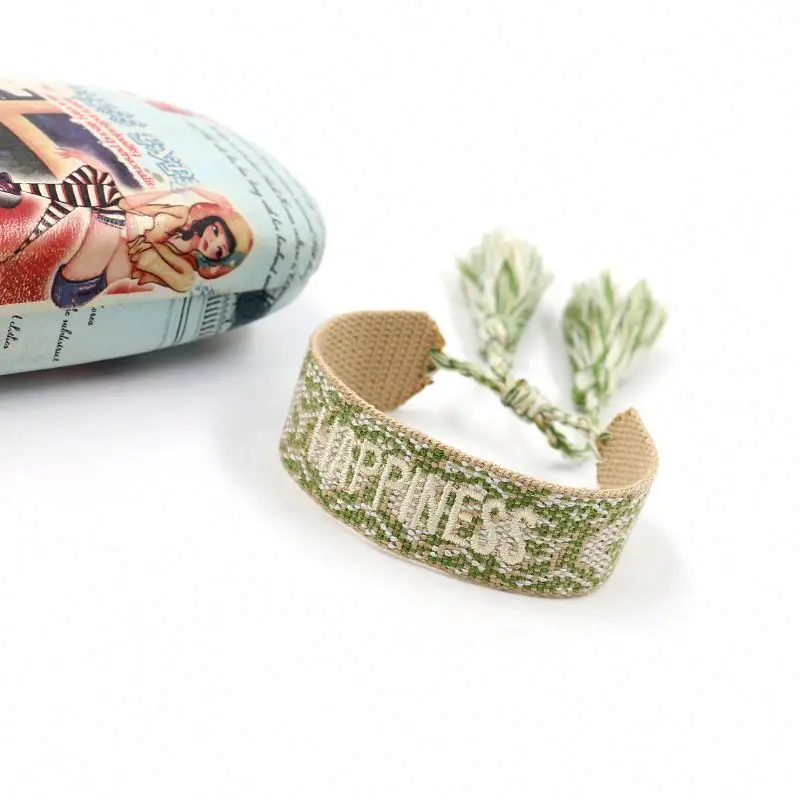 Various Specifications Low Price Woven/Alloy Emblem Bracelets