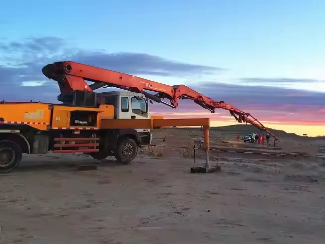 china famous brand trailer pump HBDS80-16 with 83m³/h concrete output