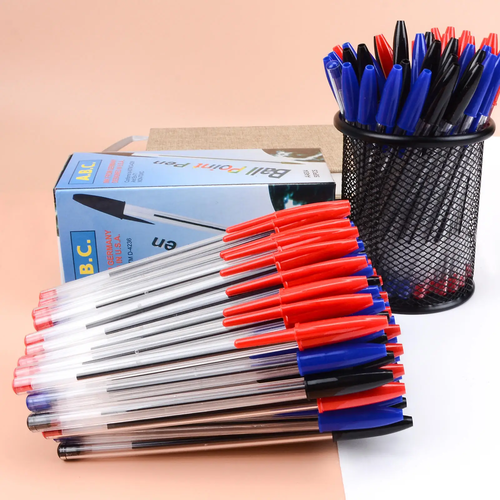 Wholesale 1.0mm Ballpoint Pen Easy To Write Plastic Pen Student Stationery  Ball Point Pen For School 3 colors