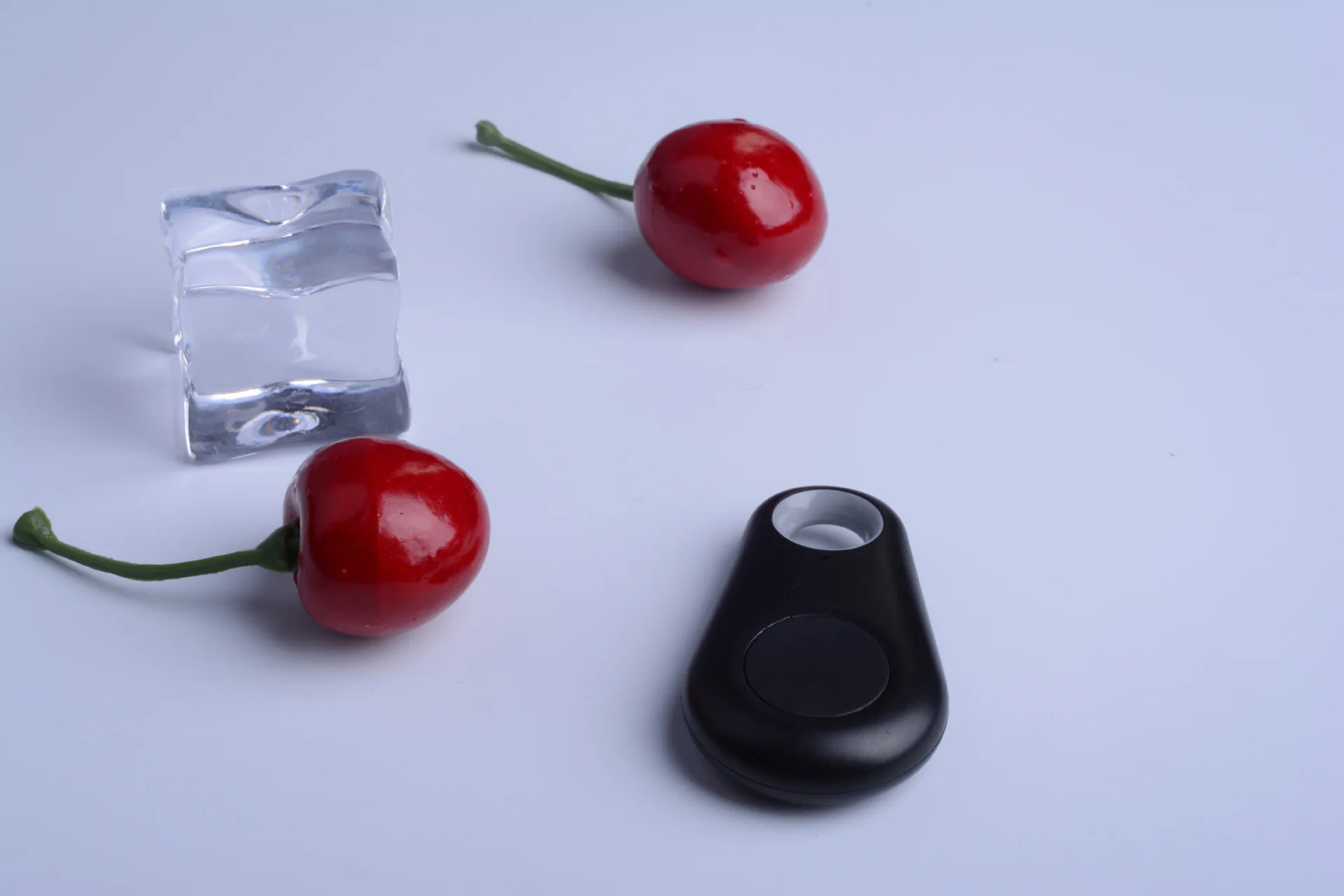 Intelligent GPS positioning cat and dog two way alarm tracker GPS tracking collar