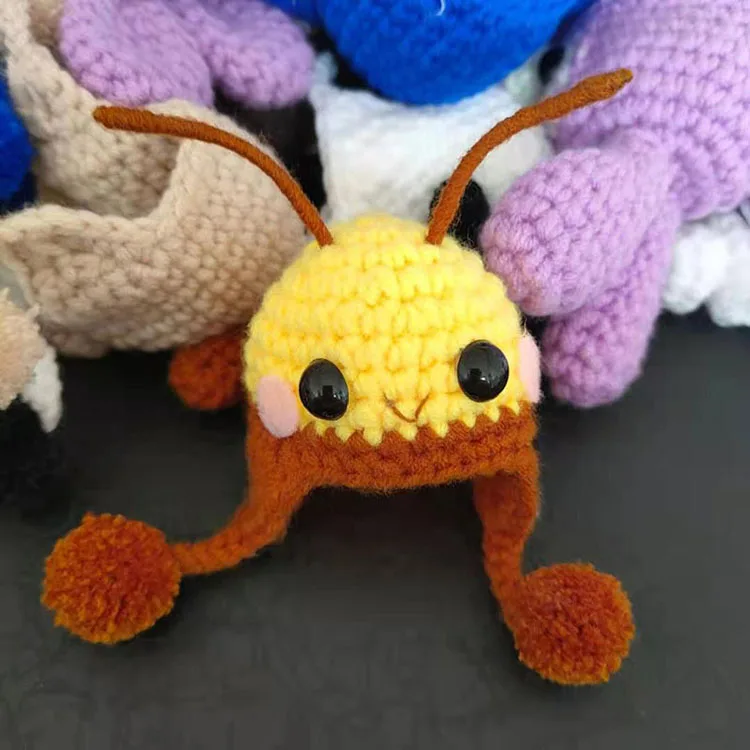 Hot Sale 15CM Cartoon Mini Wool Knitted Animal Design Mini Doll Hats