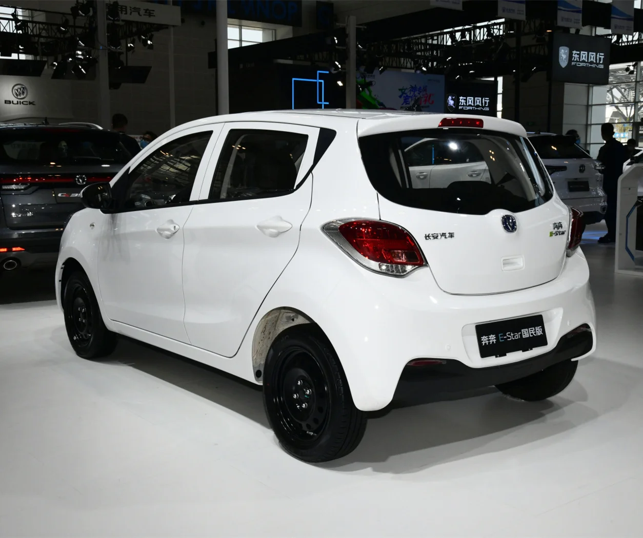 chine  best quality  low price Energy saving solar electric cars EQ electric vehicle 4 wheels hatch back