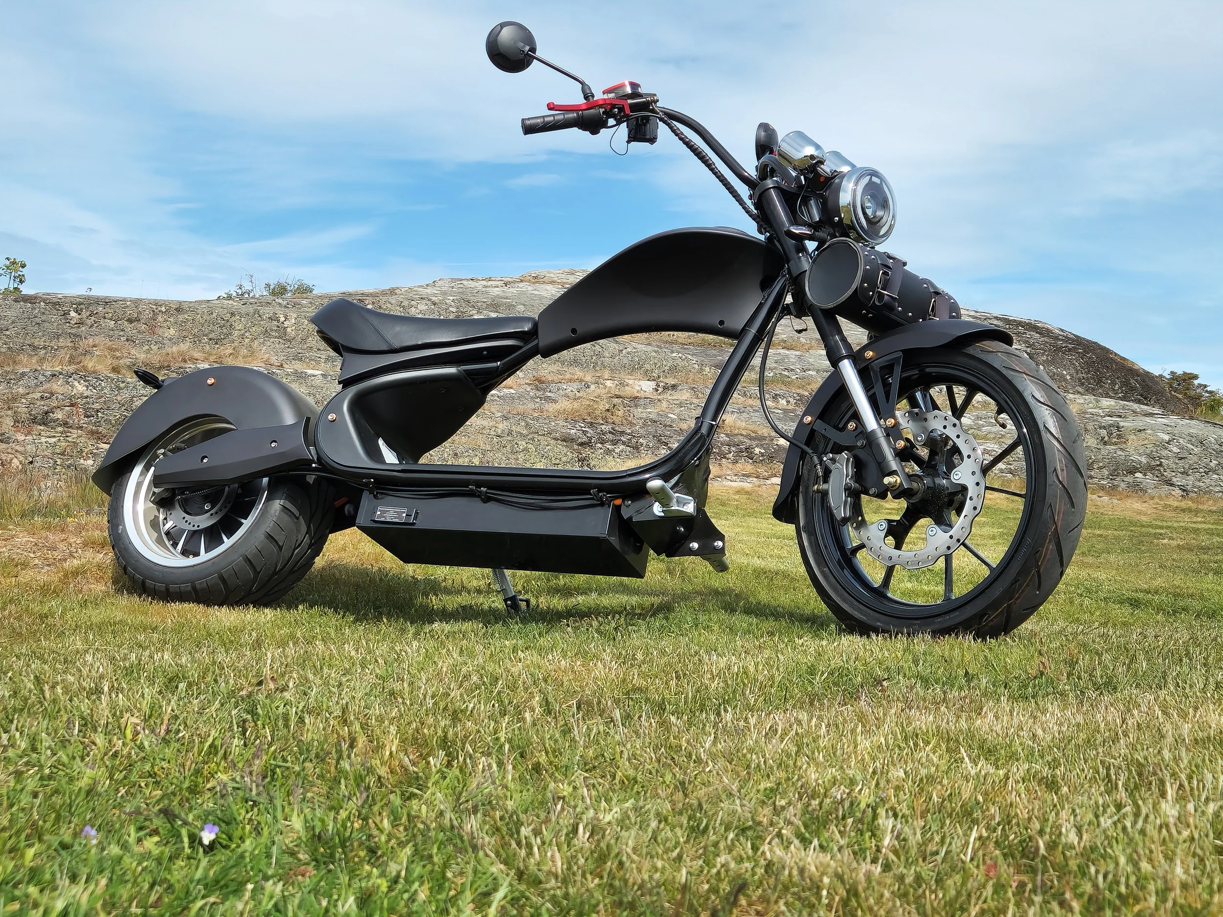 EU In Stock 3000W E Scooters Electric Citycoco Chopper Bike MH3 For Man