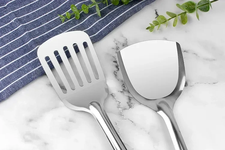 2023 Hot Selling Durable Cookware Silverware Plastic Handle Rice Spoon Kitchenware Set