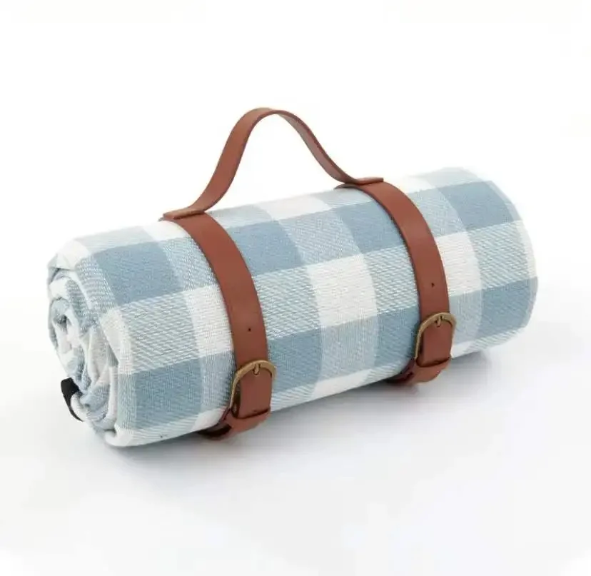 Hot Sell Comfort Acrylic Roll Up Beach Lightweight Picnic Blanket With Leather Strap Camping mat