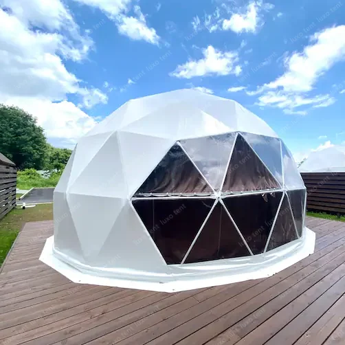 Luxury tents hotel resort dome glamping geodesic igloo tent with bathroom and heater