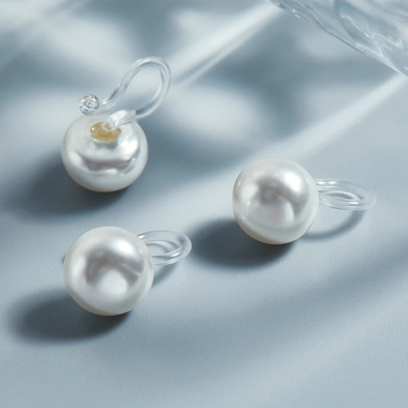 Elegant and minimalist style with imitation pearl resin ear clips charming pearls for jewelry making