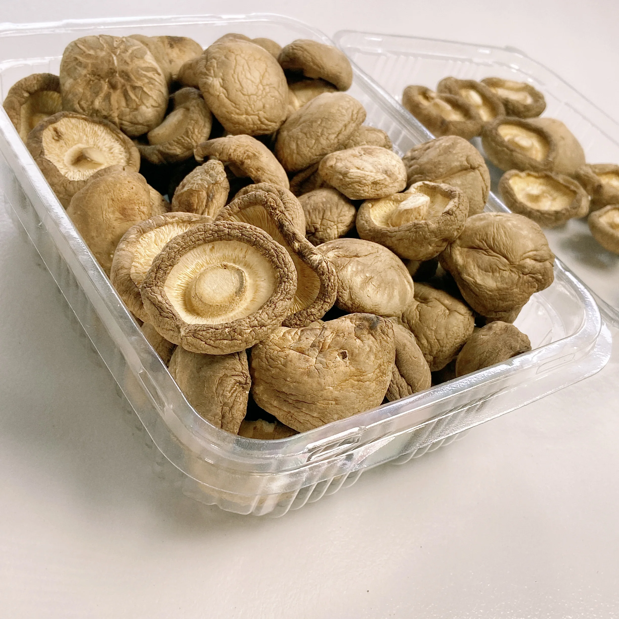 Tawny Delicious Dried Solidus Patterned Shiitake Mushroom For Soup