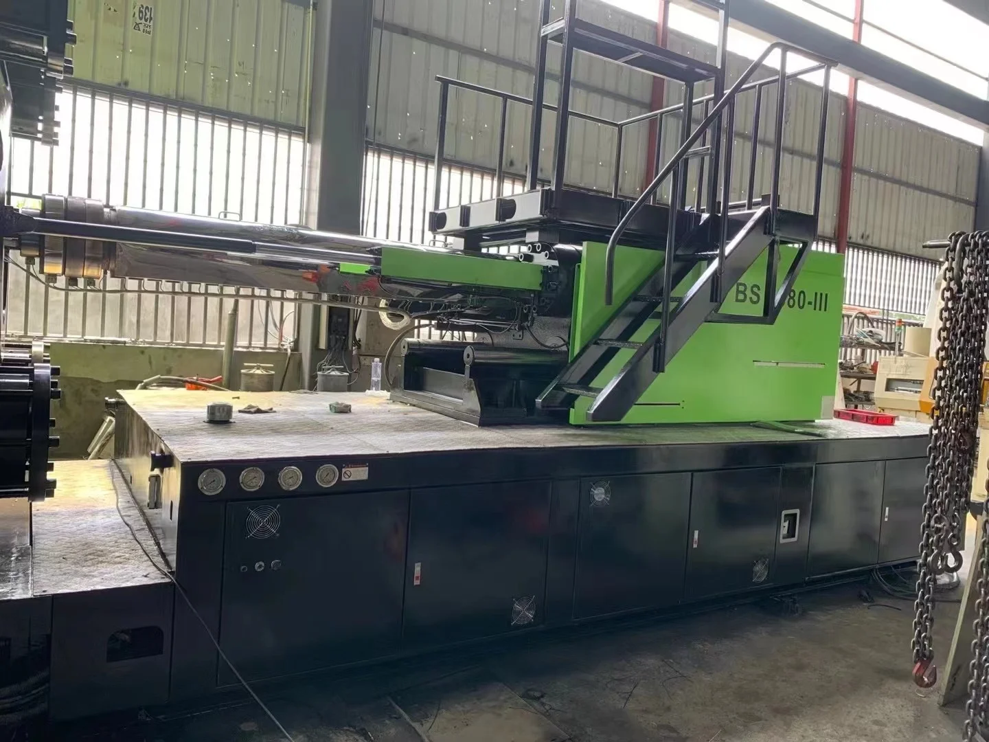 Borche 1000 ton plastic injection molding machine used injection machine large pallet trash can products making machine