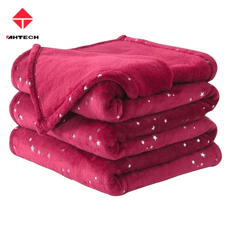 Оптовая продажа с фабрики дешевое мягкое 100% полиэфирное однотонное фланелевое одеяло из микрофибры для двуспальной кровати большого размера зимнее теплое