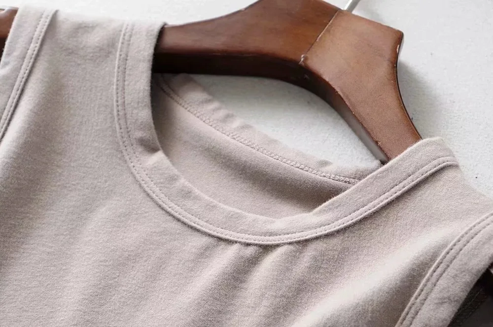 
2020 Gym Cute Workout Crop Tops for Women Athletic Workout Basic Stretchy Casual Scoop Neck Sleeveless Crop Tank Top 