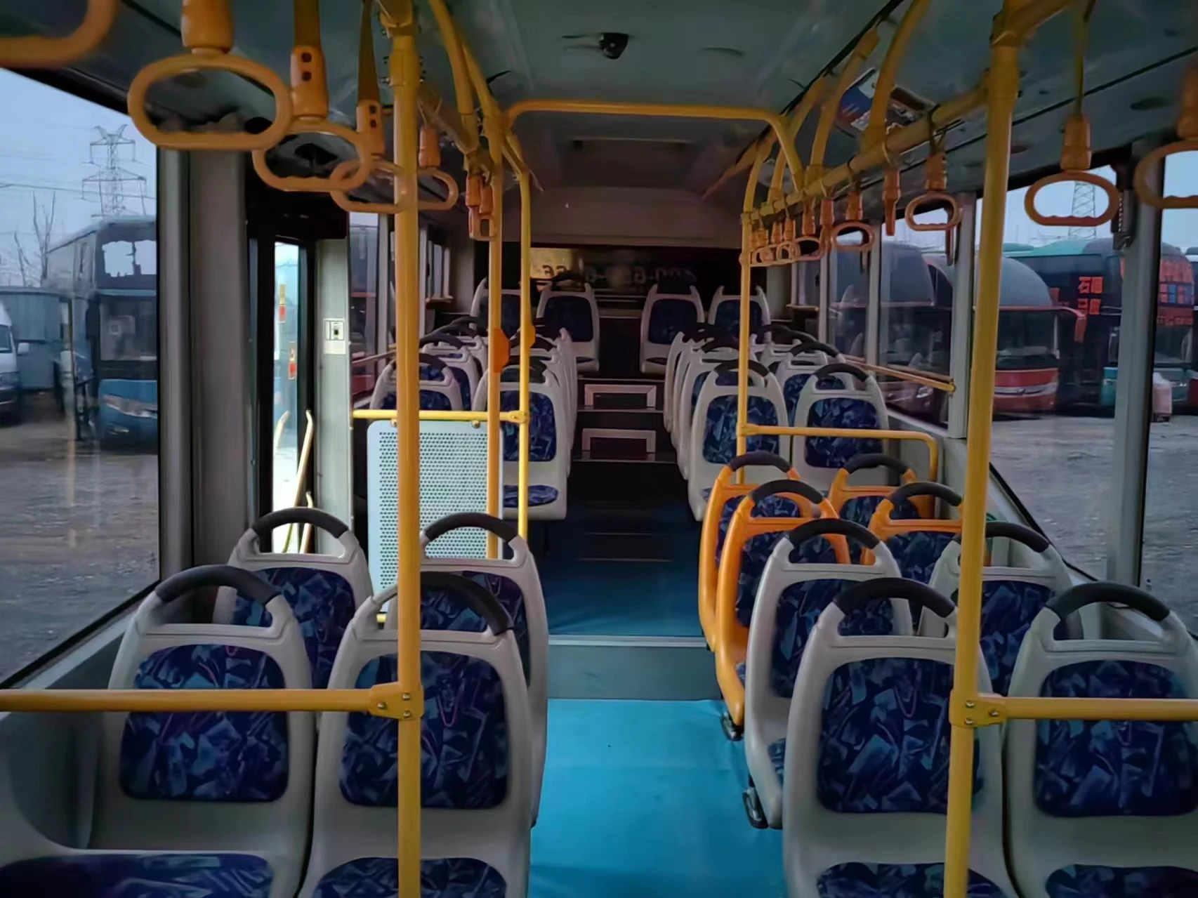 Good Price Yutong Used Bus 45 Seaters Passenger Coach Buses and Diesel Power Lhd Rhd for Sale