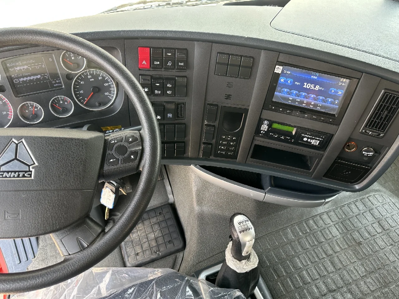 Китай HOWO T7h 6x4 430 л.с. дизельный грузовик автоматическая коробка передач с правым рулем Euro6 стандарт Новый CNG тракторный прицеп распродажа
