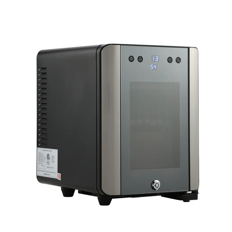 Thermoelectric concentrate oil cooler which keep essential oils stash fresh ,lockable, adjustable temp and humidity,3USB ports