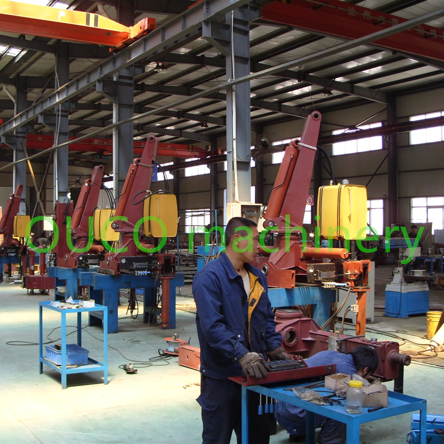 
4 ton truck mounted crane hydraulic crane slewing jib crane 