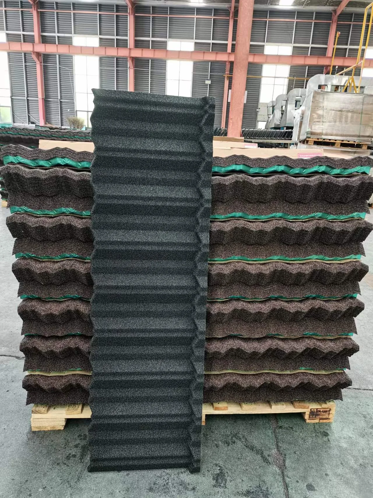 Cheap Factory Price Eco-friendly Roofing Aluminium Material Stone Coated Roof Tiles In China