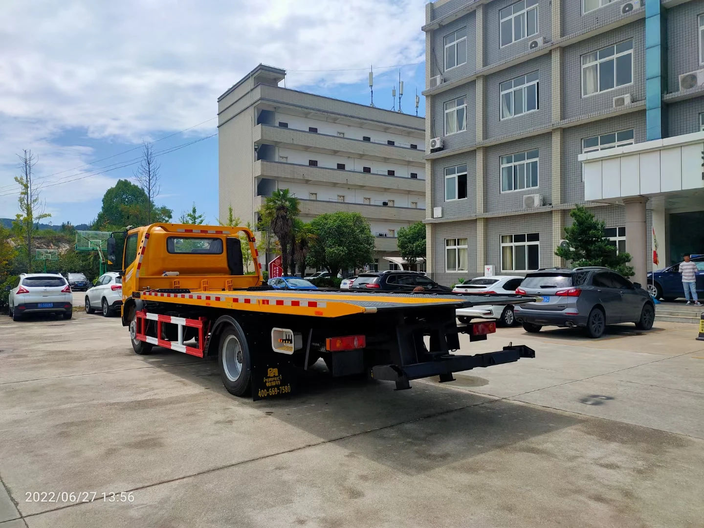 4x2 Легкий грузовик Dongfeng для восстановления