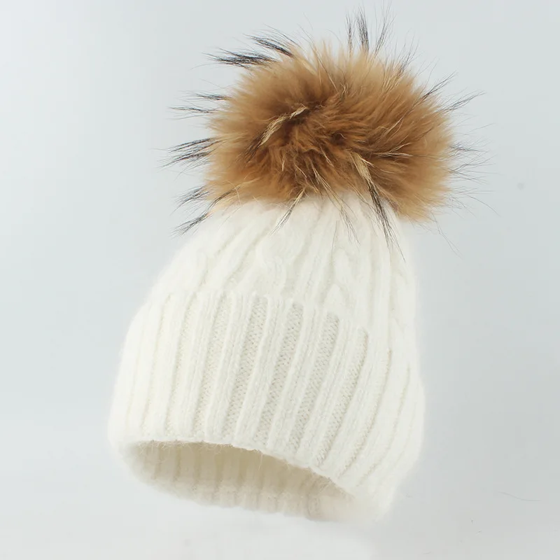 New Solid Color Angora Fashion Winter Hat Woman Knit Beanie Hat for Woman with Pom Pom