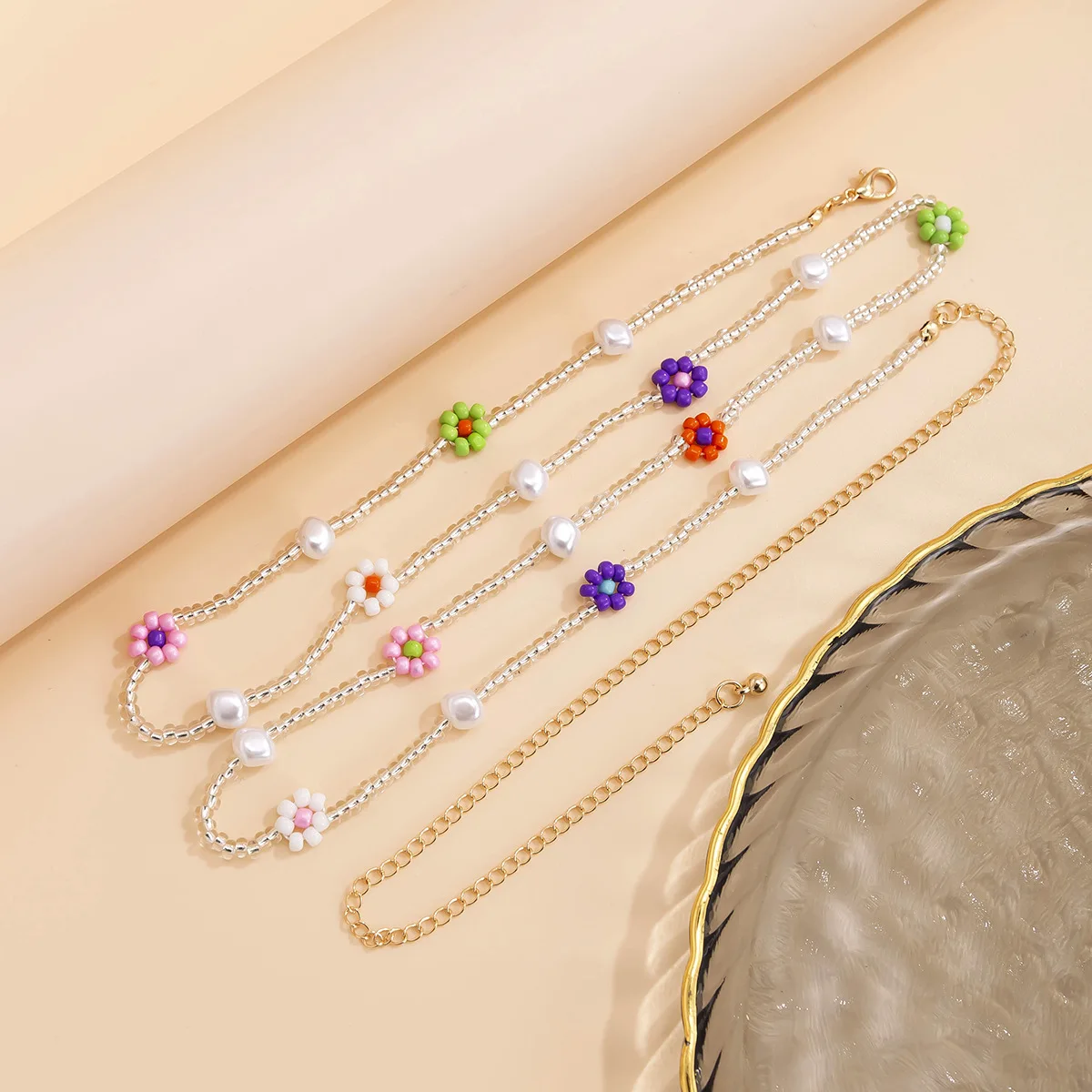 Sexy Girl Colored Rice Beads Small Daisy Flower Body Chain Handmade Sweet Pearl Beads Gold Waist Belly Chain