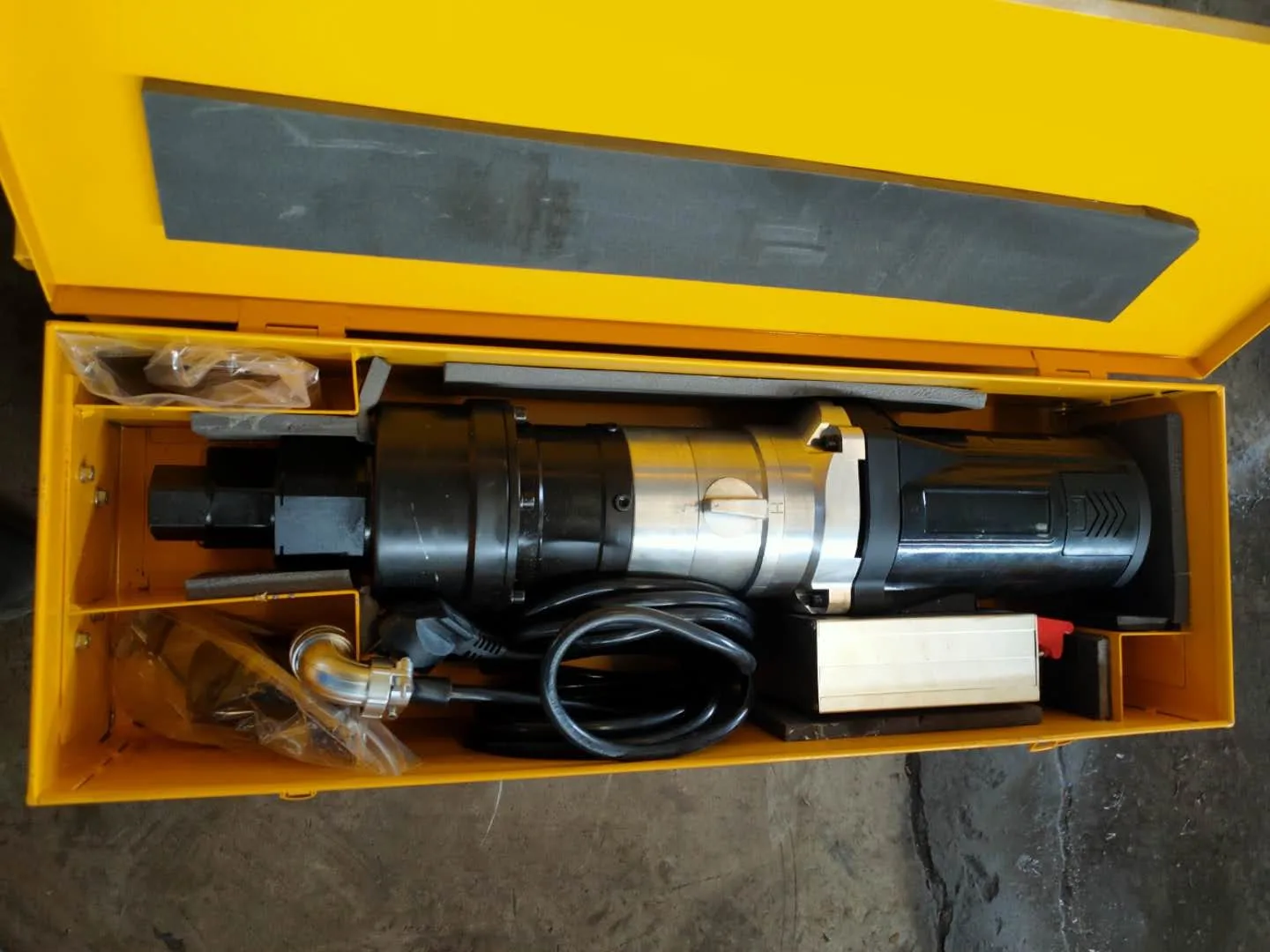 Stable quality Easy-to-use Pile Foundation Drill Machine for Installation of Fence Foundation