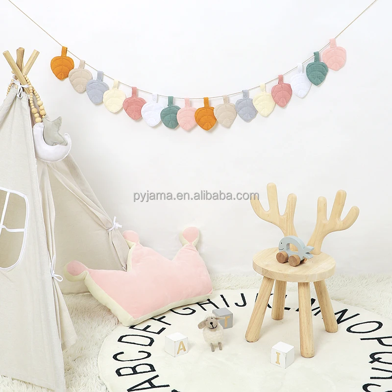 Multifunctional Organic Cotton Leaves For Baby Comforter Teething Toy For Wall Bunting Flag Decoration Flag