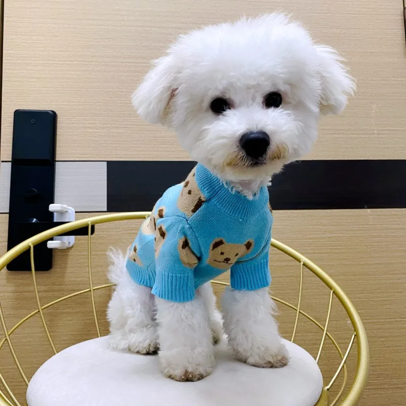 Wholesale European American Fashion Design Trend Dog Sweater Cat Clothes Pet Turtleneck Sweater Pet Dog Apparel Clothes