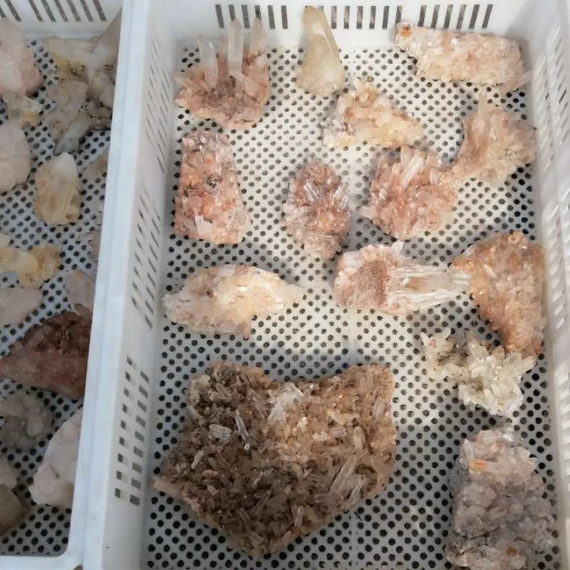 Natural large rough raw red quartz crystal cluster  copper  specimens for collection fpr sale