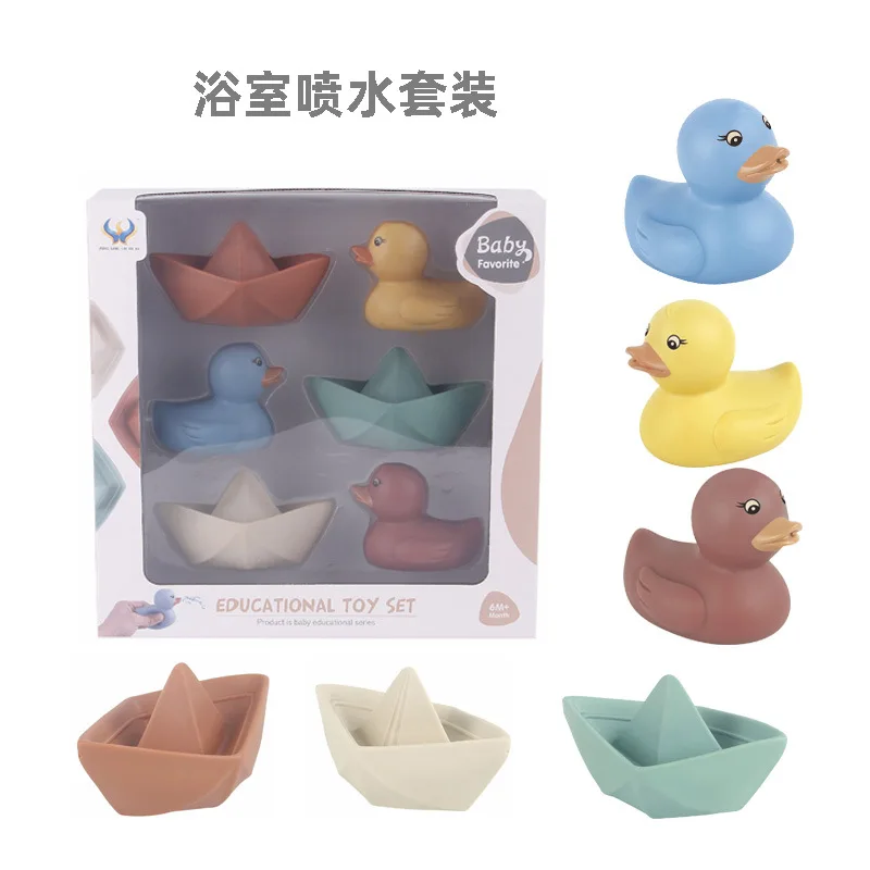 Baby Bath Toys Spray Water Floating Silicone Boat Animals Rubber Duck Bath Toy.