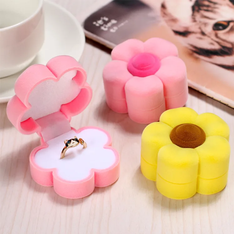 Delicate Lovely Flower Velvet Pink Jewelry Wedding Ring Display Girl Kids Birthday Gift Decoration Case For Jewelry Packaging
