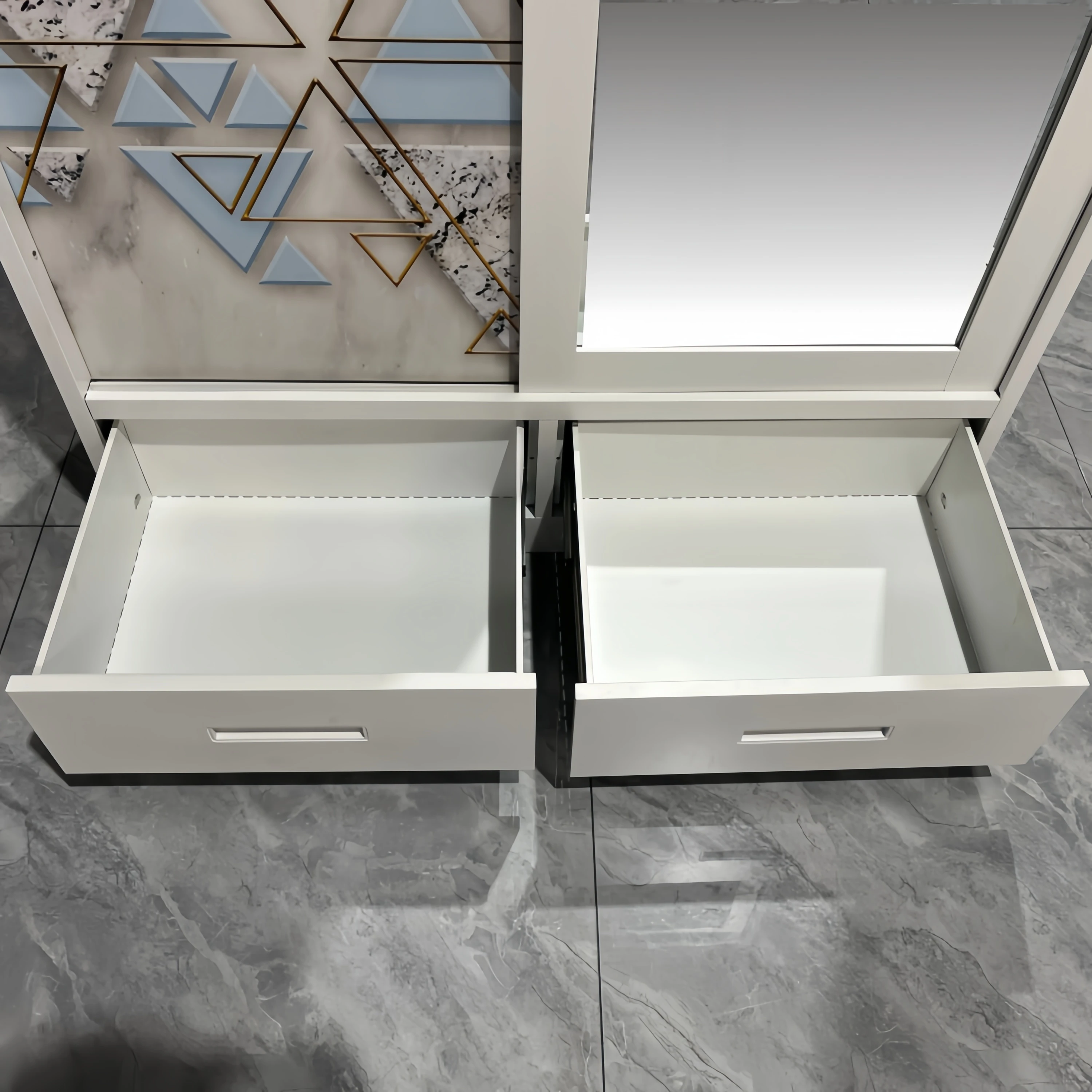 Factory Wholesale Price Metal Steel Wardrobe Multi-use Custom Pattern Large Storage Clothes Wardrobe Cabinet with mirror