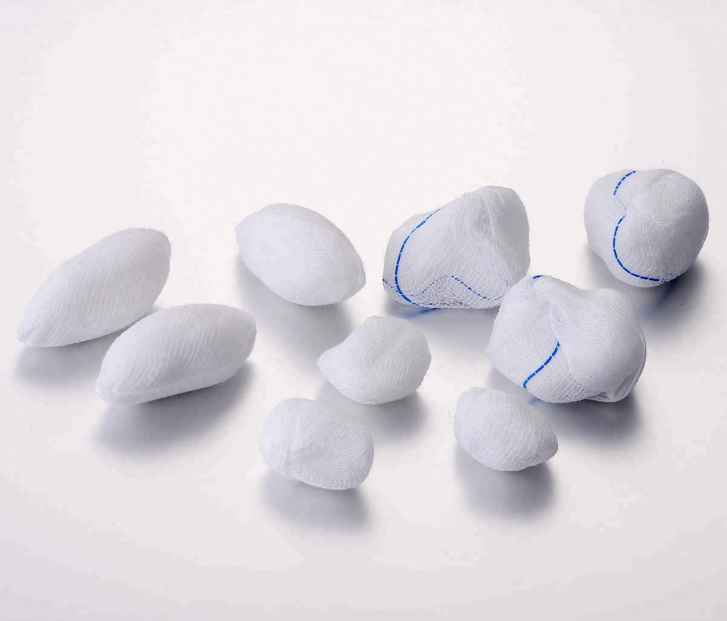 High quality 100%  Soft Pure Cotton Gauze Ball with cheap price