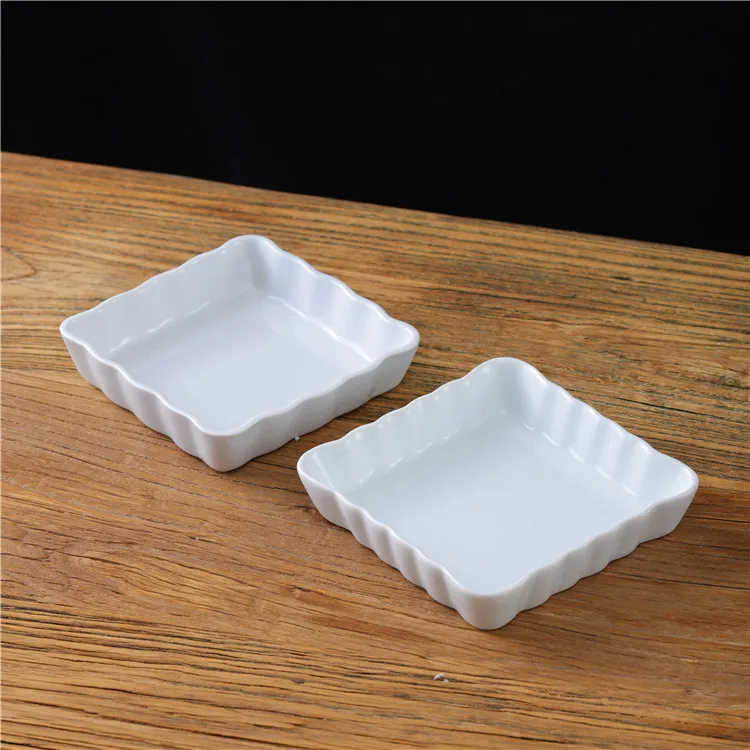 
Restaurant hotel used elegant design wavy edge porcelain snack dish friut dessert ceramic serving plates 