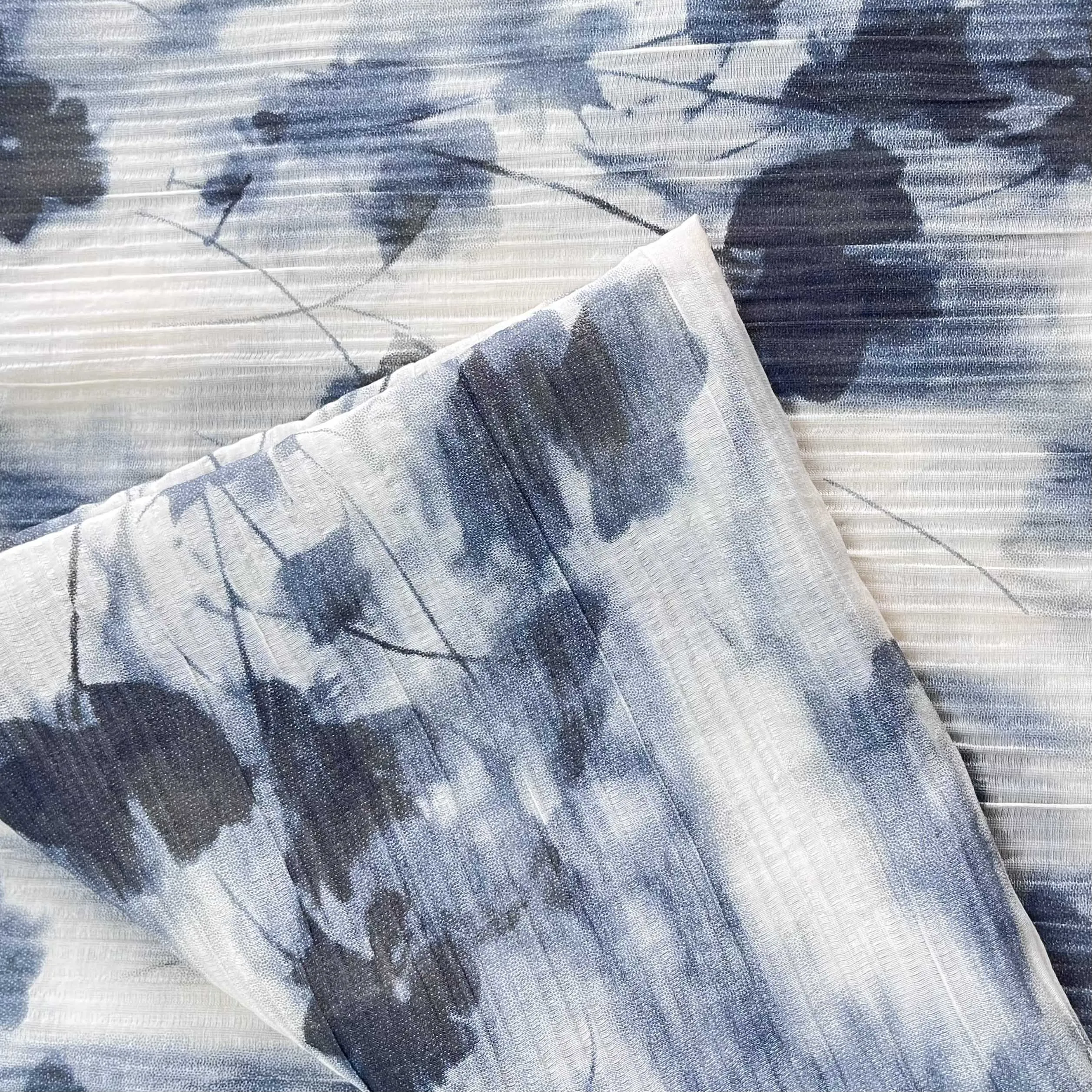 Manufacturer 70% lyocell 30% nylon  woven crepe fabric custom digital printing breathable soft hand feel for women shirts