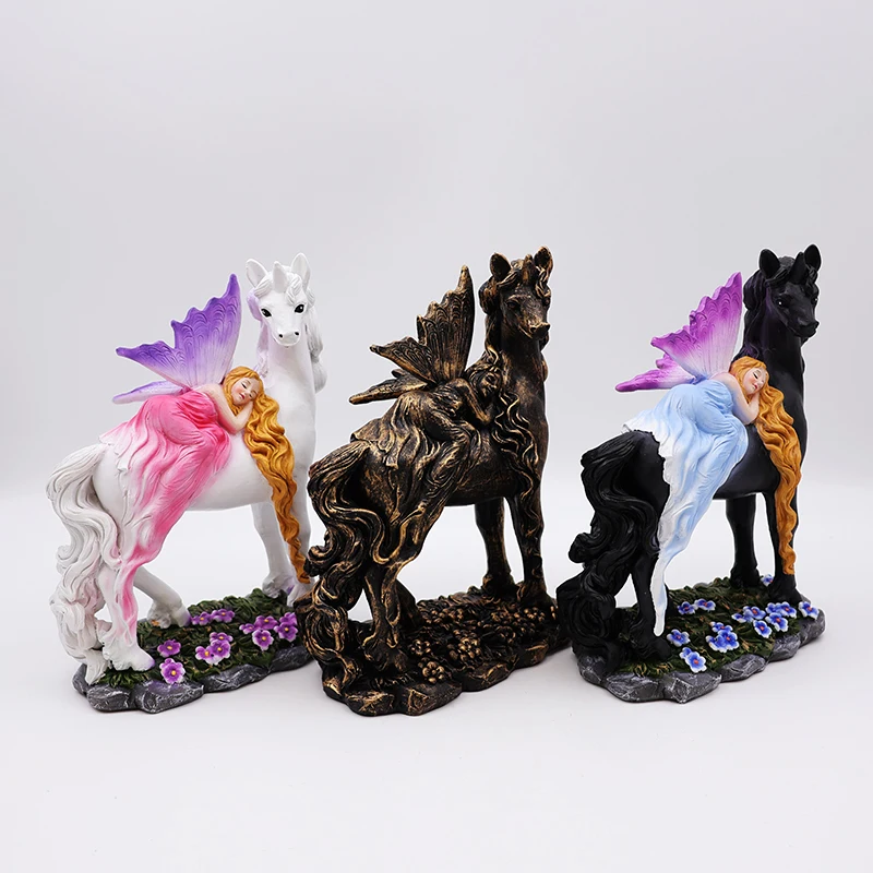 Настенная фигурка из смолы