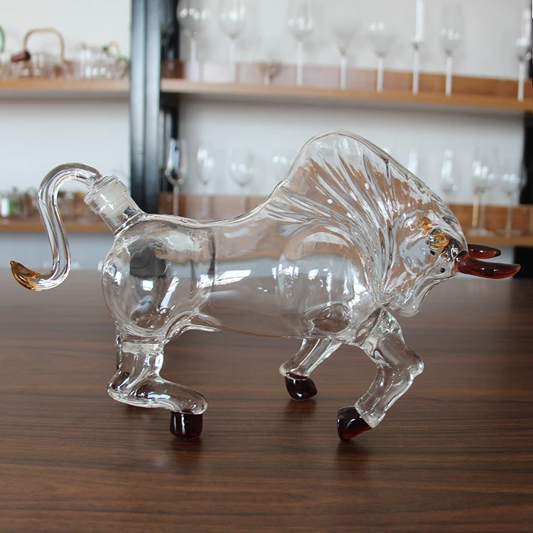 custom Eco-friendly insulated cow shape glass decanter for whisky vodka tequila